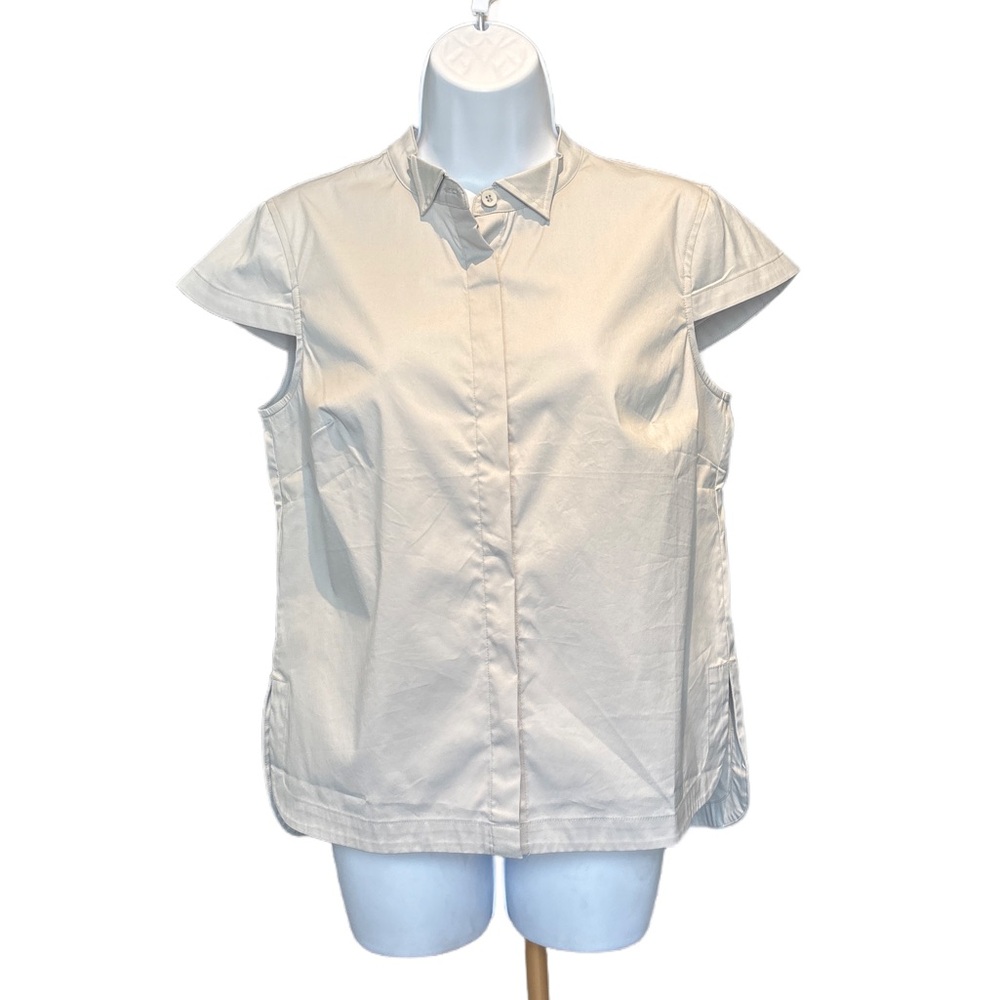 Universal Standard | Aster Short Sleeve Button-Down Shirt in Pearl Blue